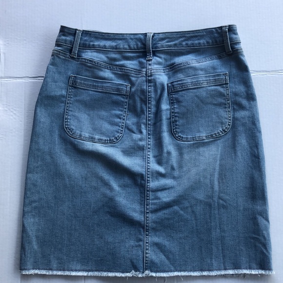 Talbots - Picture 10 of 13